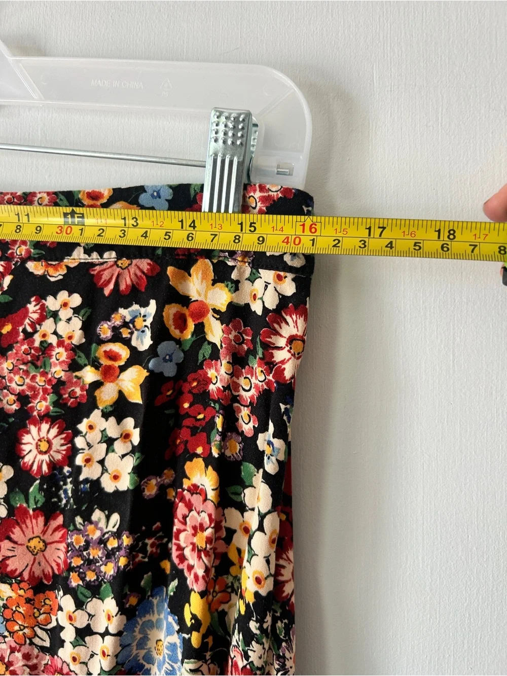 Vince Camuto Black Floral Maxi Skirt